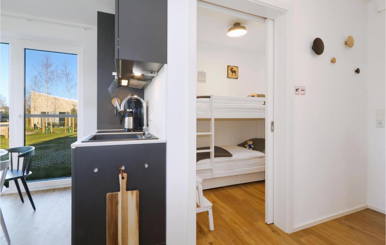 Stunning Apartment In Lembruch-Duemmer See Zewnętrze zdjęcie